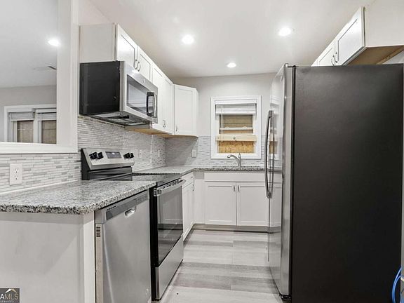 5th image of 3456 Glensford Dr