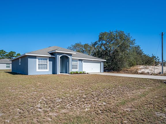 3rd image of 323 Gardenia Ct