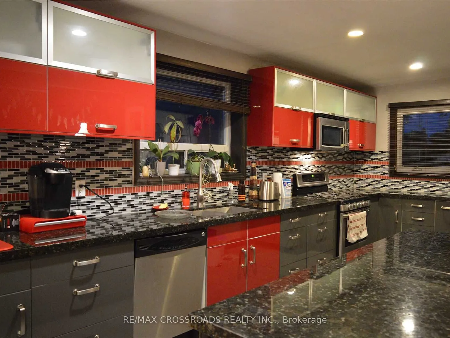 3 bed, $2,700 — Photo 3