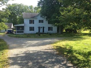 476 Fleets Bay Rd, White Stone, VA 22578