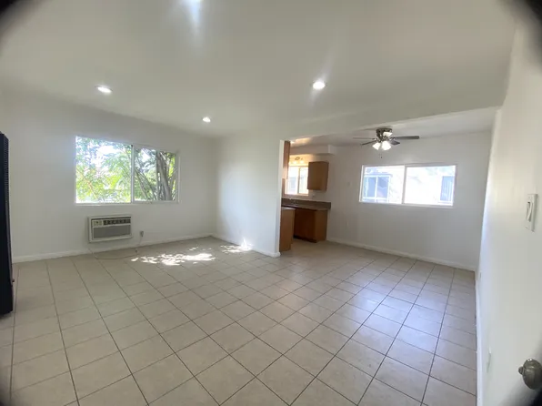 8435 Willis Ave, Panorama City, CA 91402