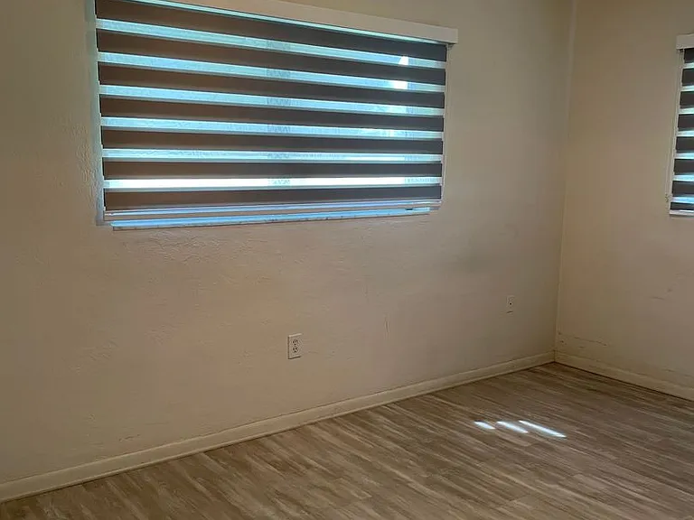 2171 Birchcrest Blvd — Photo 11