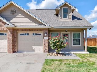 107 Stockton Family Ct, Jarrell, TX 76537
