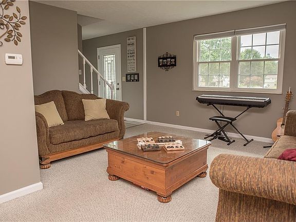 5th image of 3326 Arthur Dr