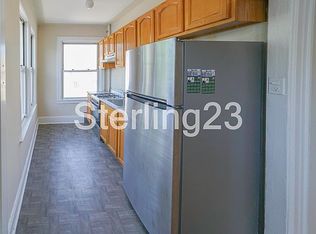39-10 201st St #2F, Bayside, NY 11361