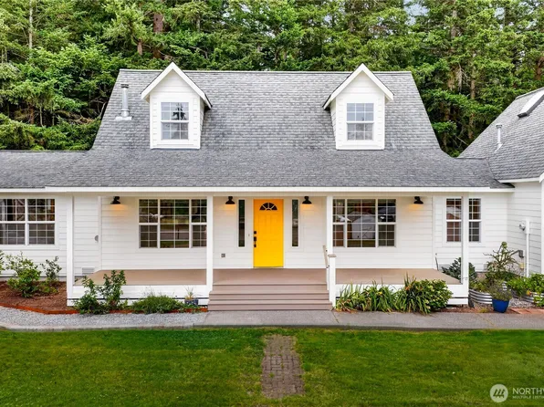 955 Doyle Lane, Oak Harbor, WA 98277