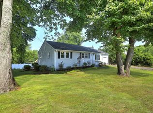 130 Island Ln, West Haven, CT 06516