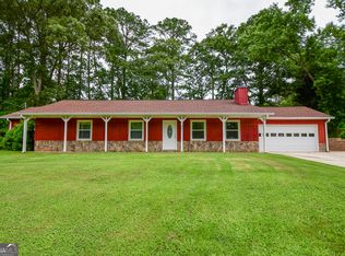 125 Point View Ct, Tyrone, GA 30290
