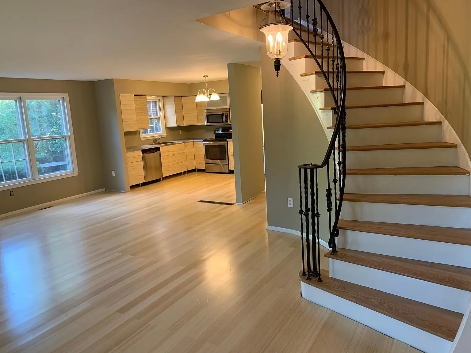 54 Parchment Dr — Photo 2