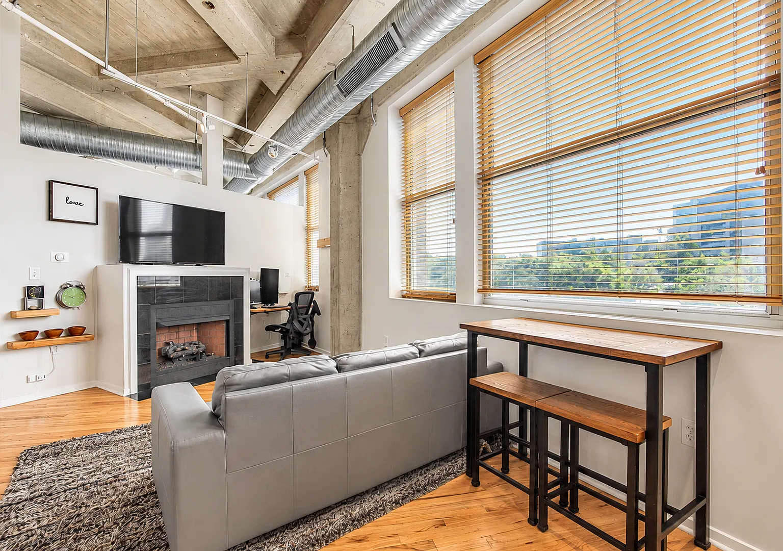 2107 Grand Ave — Photo 1