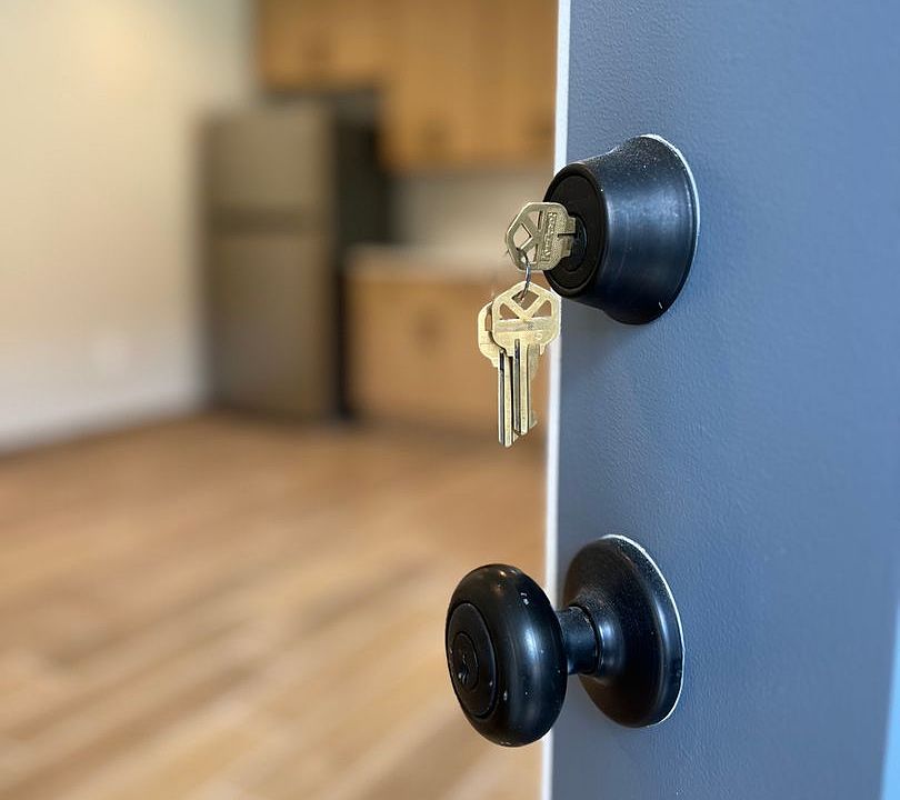 1st image of 14921 Vanowen St #11