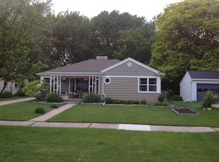 1122 S Irwin Ave, Green Bay, WI 54301