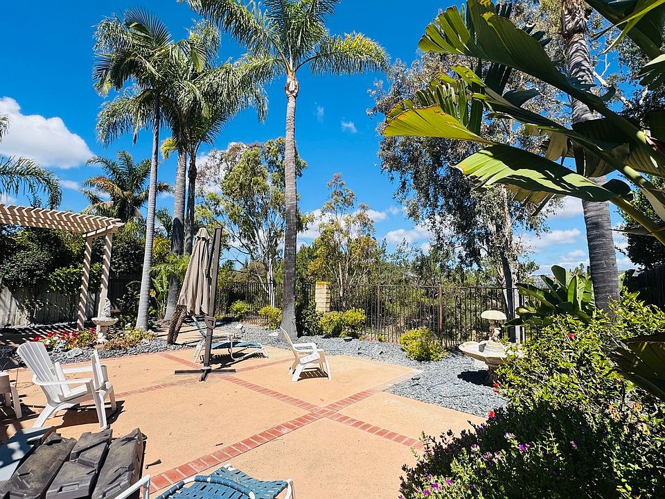 1st image of 4915 Paseo Montelena