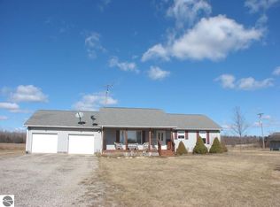 11211 E Millbrook Rd, Shepherd, MI 48883