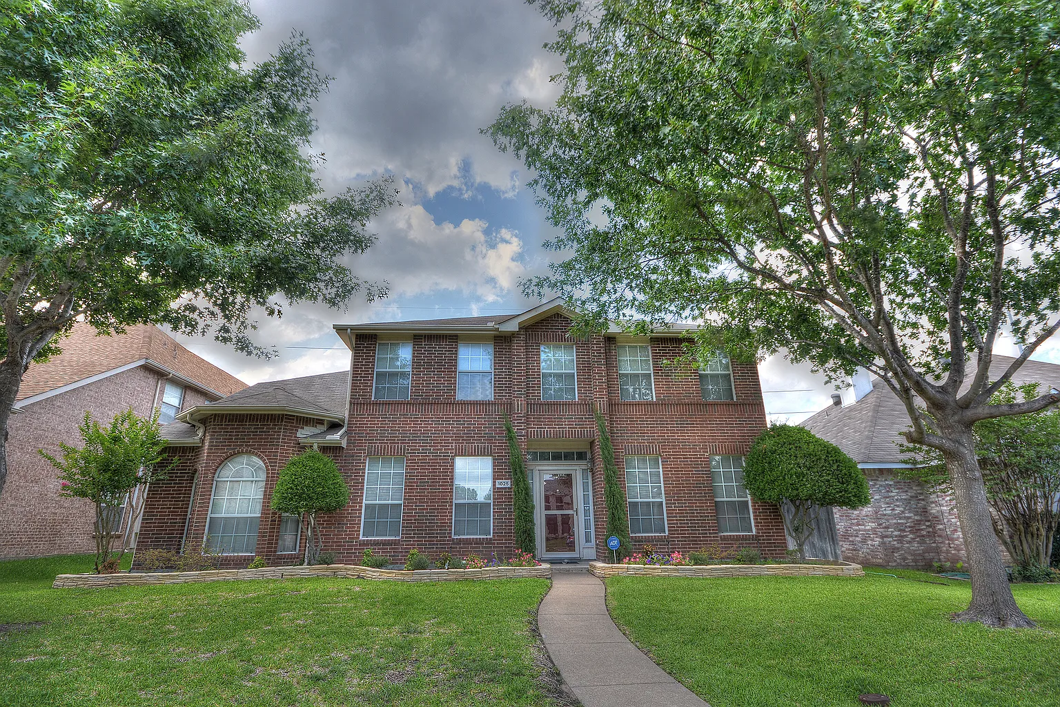 1025 E Grubb Dr photo 1