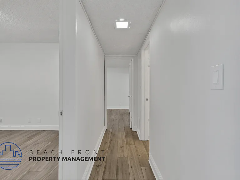 740 W 24th St. — Photo 8