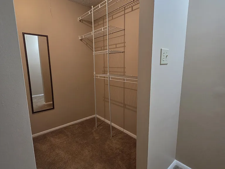 7746 Kidwell Ct — Photo 20