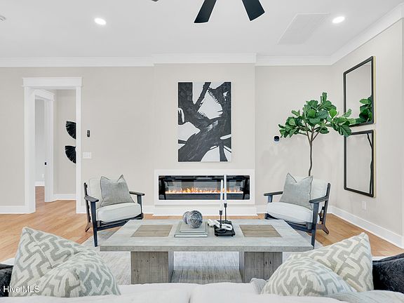5th image of 6201 Richard Bradley Drive
