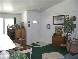 3rd image of 203 Garnet Dr