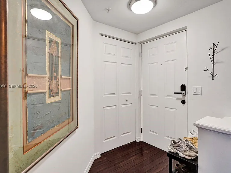 2220 Tuscany Way #2220 — Photo 7