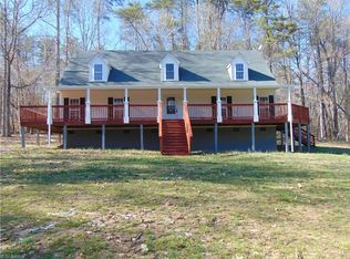 5212 Williard Rd, Oak Ridge, NC 27310
