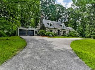 1257 Jennings Rd, Fairfield, CT 06824