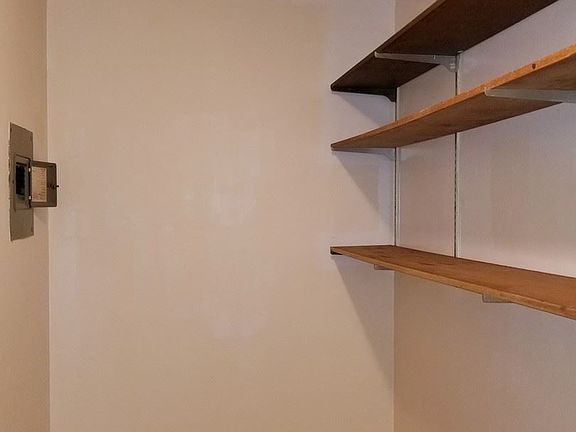 4th image of 170 7th Ave APT 3