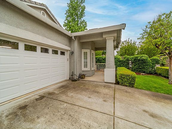 2nd image of 1108 Burton Dr