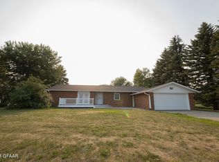 401 34th St NE, Northwood, ND 58267