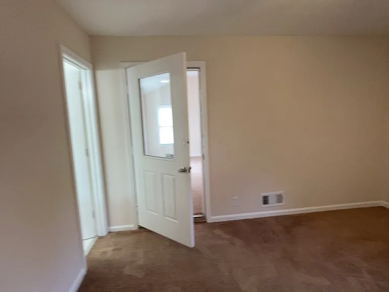 1430 High Meadow Dr — Photo 14