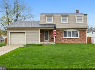 7 Knightswood Dr, Marlton, NJ 08053