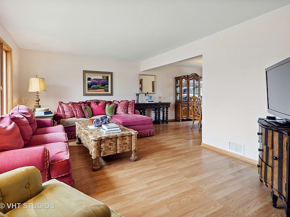 5th image of 542 W Armitage Ave