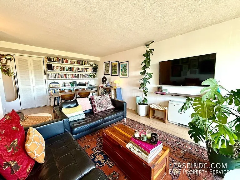 1311 Delaware Ave SW #S541 — Photo 7