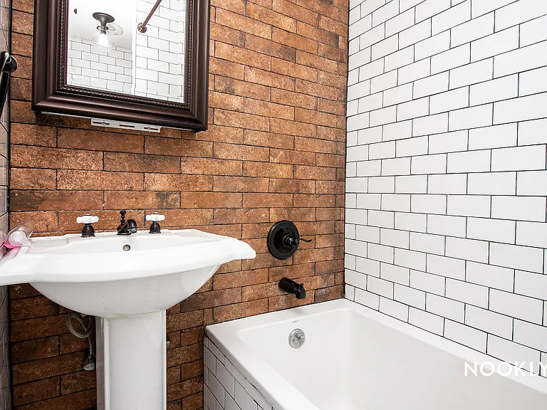 73 Jefferson St #1R — Photo 8