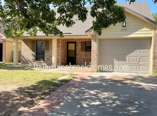 2212 Zia Ct, Portales, NM 88130