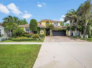 9398 Aegean Dr, Boca Raton, FL 33496