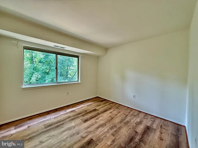 12204 Braxfield Ct #235 — Photo 16