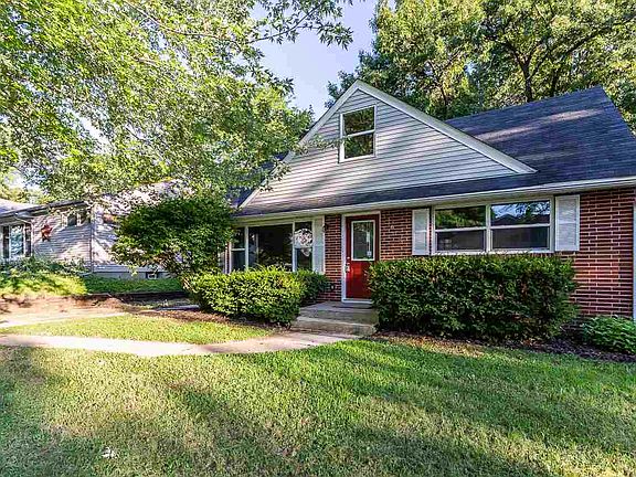 2nd image of 2619 Buckingham Dr