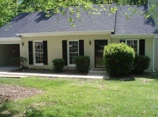 6618 Duncroft Ln, Charlotte, NC 28215