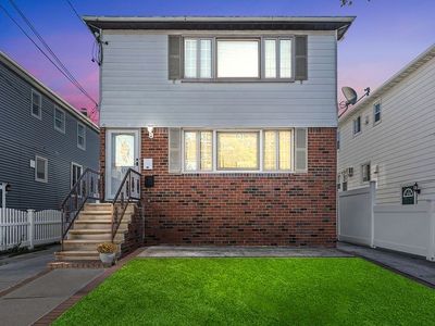 454 122nd Bch Unit 2, Rockaway Park, NY, 11694