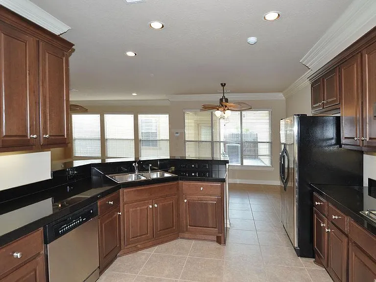 2055 Spring Cedar Ln — Photo 9