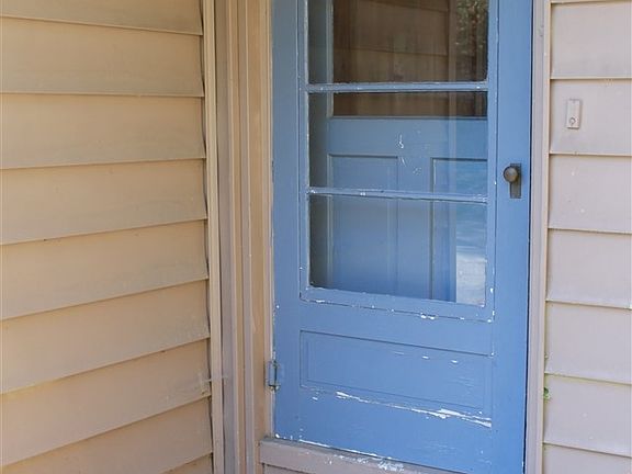 5th image of 68325 Jackson St