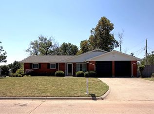7202 NW Compass Dr, Lawton, OK 73505