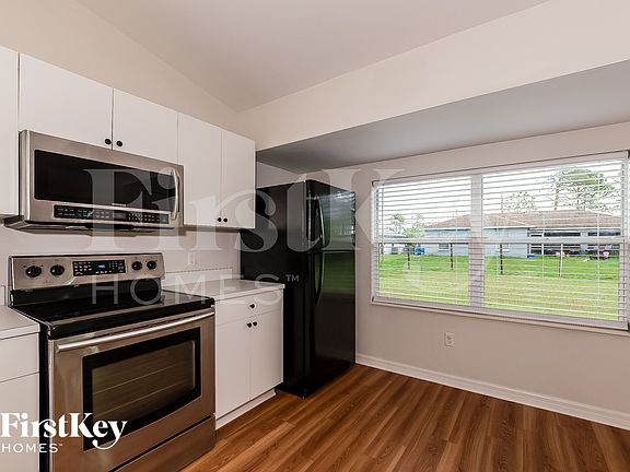 4th image of 2188 Mistleto Ln