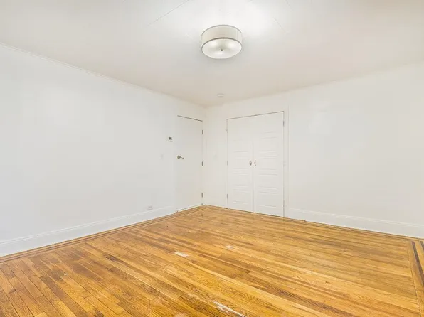 117 Sherman Avenue image 7 of 29