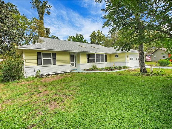 3rd image of 335 River Glass Ct