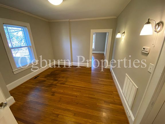 3rd image of 1517 W 1st St #2