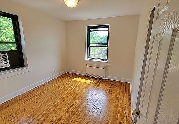 5th image of 211-02 75th Ave APT 6J