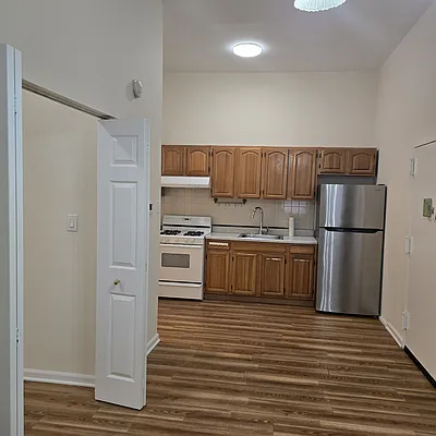 Rented by Karyn Shipsey, LREB | media 1