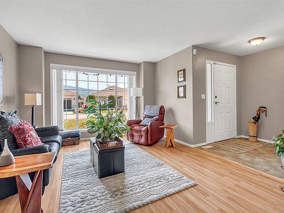 4th image of 529 Red Wing Dr
